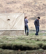 iheartwatson-harrypotter-deathlyhallows-set-20090419-003.jpg