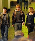 iheartwatson-harrypotter-deathlyhallows-set-20090420-036.jpg