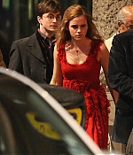 iheartwatson-harrypotter-deathlyhallows-set-20090420-052.jpg