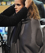 iheartwatson-harrypotter-deathlyhallows-set-20090420-065.jpg