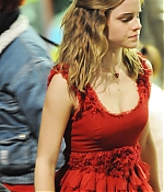 iheartwatson-harrypotter-deathlyhallows-set-20090420-072.jpg