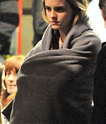 iheartwatson-harrypotter-deathlyhallows-set-20090420-090.jpg