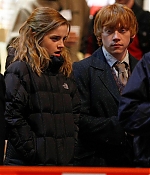 iheartwatson-harrypotter-deathlyhallows-set-20090420-107.jpg