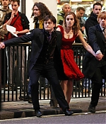 iheartwatson-harrypotter-deathlyhallows-set-20090420-108.jpg