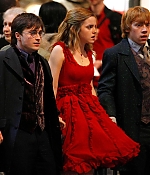 iheartwatson-harrypotter-deathlyhallows-set-20090420-116.jpg