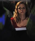 iheartwatson-harrypotter-deathlyhallows-set-20090420-118.jpg