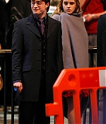 iheartwatson-harrypotter-deathlyhallows-set-20090420-129.jpg