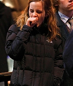 iheartwatson-harrypotter-deathlyhallows-set-20090420-133.jpg