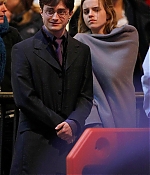 iheartwatson-harrypotter-deathlyhallows-set-20090420-134.jpg