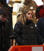 iheartwatson-harrypotter-deathlyhallows-set-20090420-166.jpg