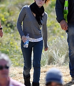 iheartwatson-harrypotter-deathlyhallows-set-20090511-020.jpg