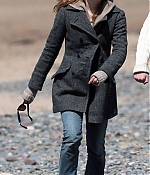 iheartwatson-harrypotter-deathlyhallows-set-20090512-001.jpg