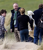 iheartwatson-harrypotter-deathlyhallows-set-20090512-036.jpg