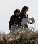 iheartwatson-harrypotter-deathlyhallows-set-20090512-044.jpg