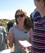 iheartwatson-harrypotter-deathlyhallows-set-20090512-067.jpg