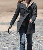 iheartwatson-harrypotter-deathlyhallows-set-20090512-070.jpg