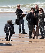 iheartwatson-harrypotter-deathlyhallows-set-20090512-073.jpg